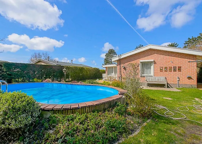 Springtij Met Prive Zwembad - Aan Zee 펜션 *